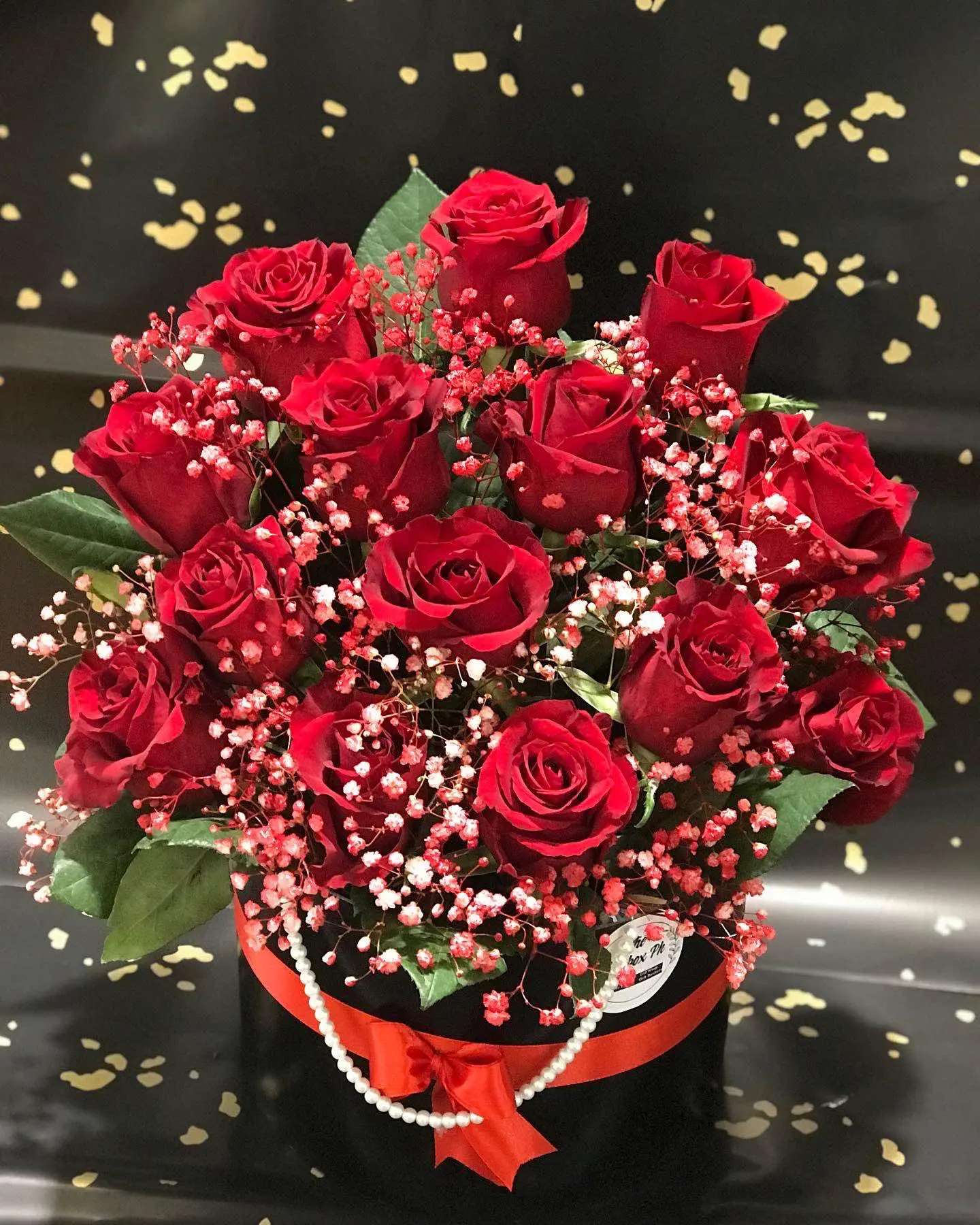 Scarlet Luxe – Red Rose Flower Box
